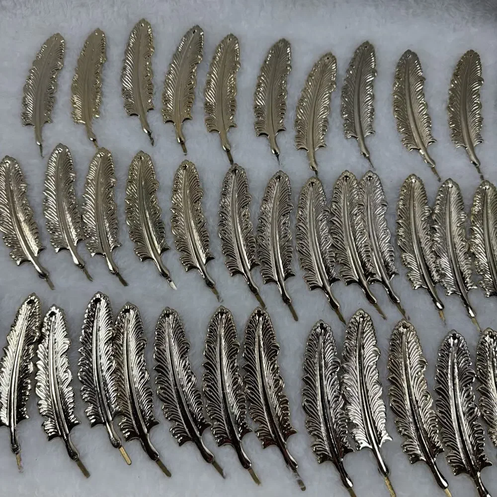 Metal Gold Feather Hat Pin - Western Style – Inspired Look